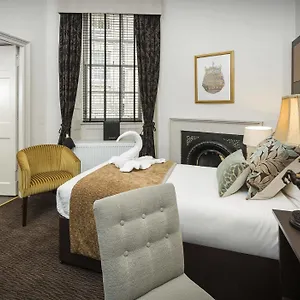 https://albany-ballantrae-hotel.edinburghhotelsuk.org